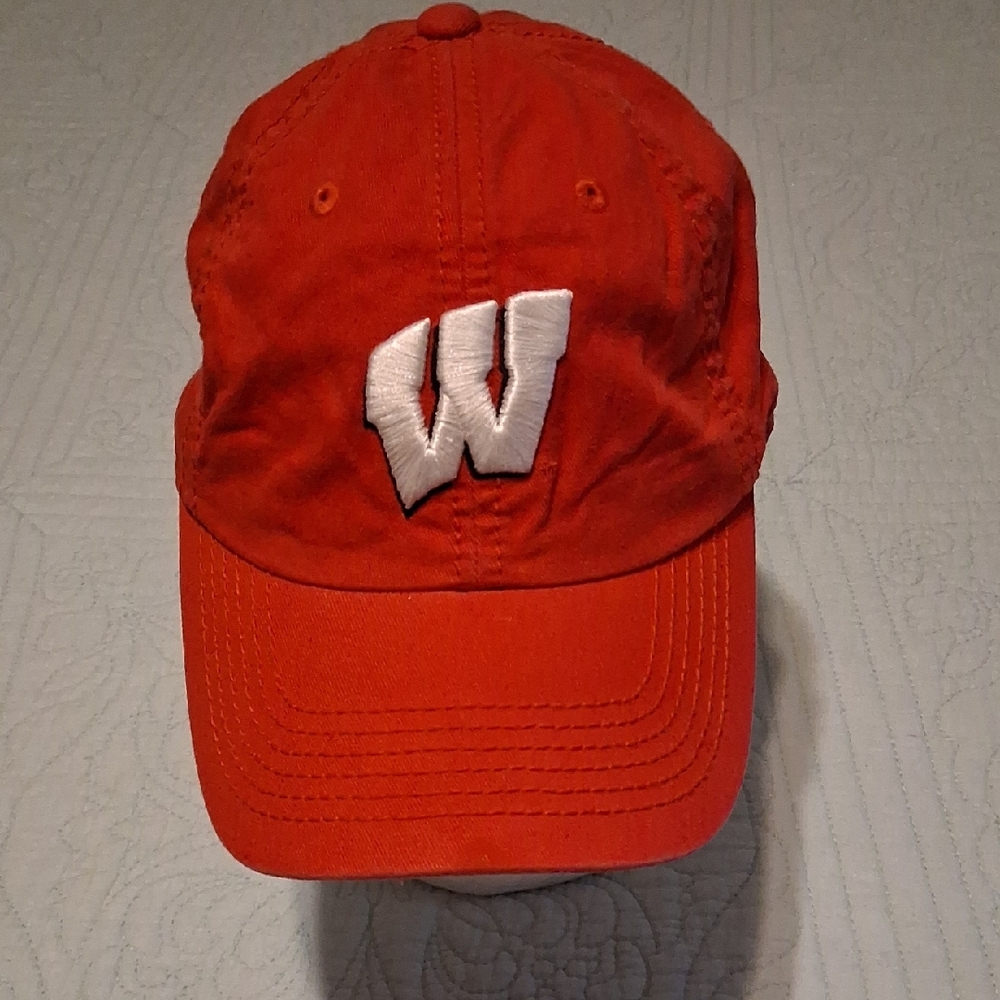 Wisconsin Badger Cap, GUC